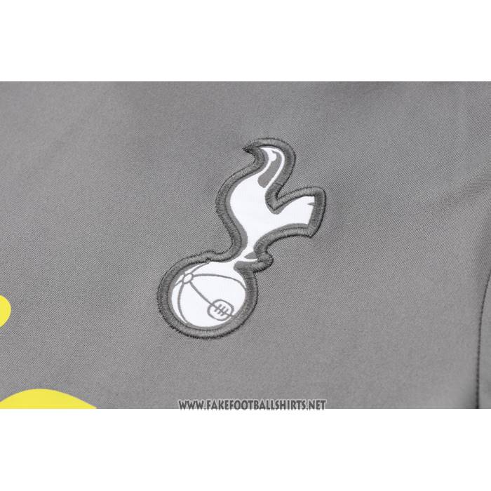 Tracksuit
 Tottenham Hotspur Short Sleeve
 2024-2025 Grey
 - Shorts
